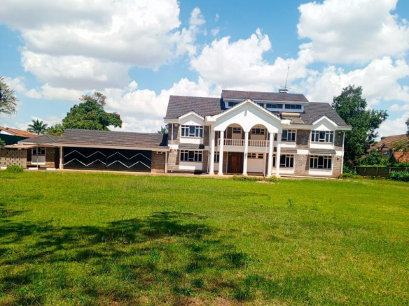 Stunning 7 bedroomed family Mansion/Home for sale in Runda