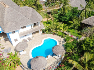 Luxurious 6 bedroom house for sale in Watamu