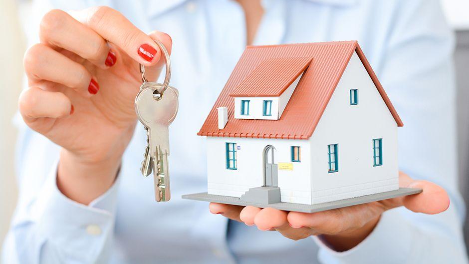 Understanding the Intricacies of Price and Value in Real‍ Estate