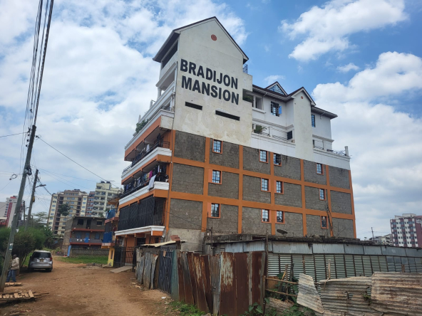 Block of Flats with a 4 Bedroomed (All Ensuite) Penthouse for Sale in Zimmerman – Canopy Area