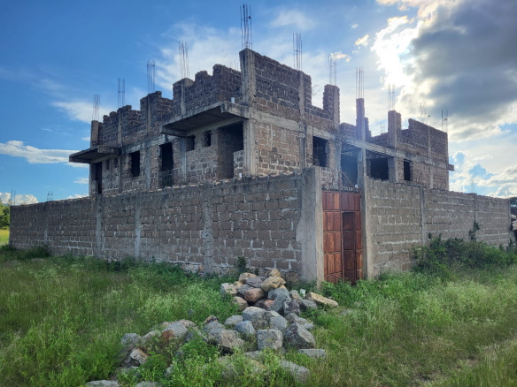 RESIDENTIAL FLAT DEVELOPMENT FOR SALE – NGOLIBA, THIKA-GARISSA ROAD