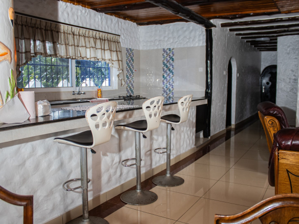 4-Bedroom Penthouse with Panoramic Sea Views for Sale or Rent – Tudor, Mombasa